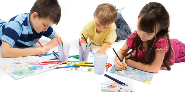 راه هایی جهت تشویق کودکان به نقاشی کشیدن